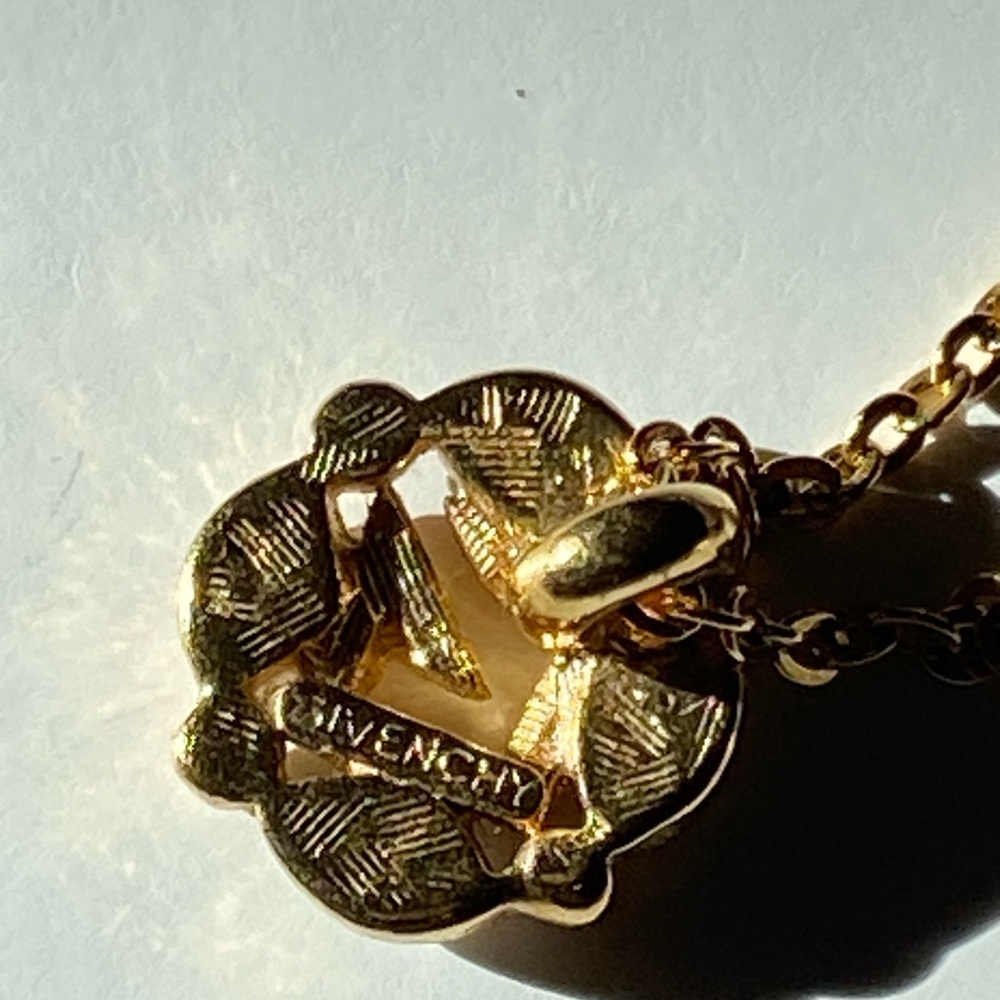 GIVENCHY gold tone vintage crystal necklace with G logo - Picture 16 of 16